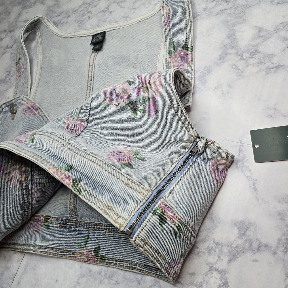 Wild Fable Floral Denim Crop Tank Light Wash Large Blue Pink - Picture 6 of 11